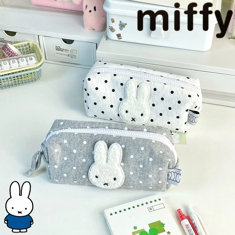 Miffy rabbit cute creative car - Pencil Case Large บทวิจารณ์และราคา