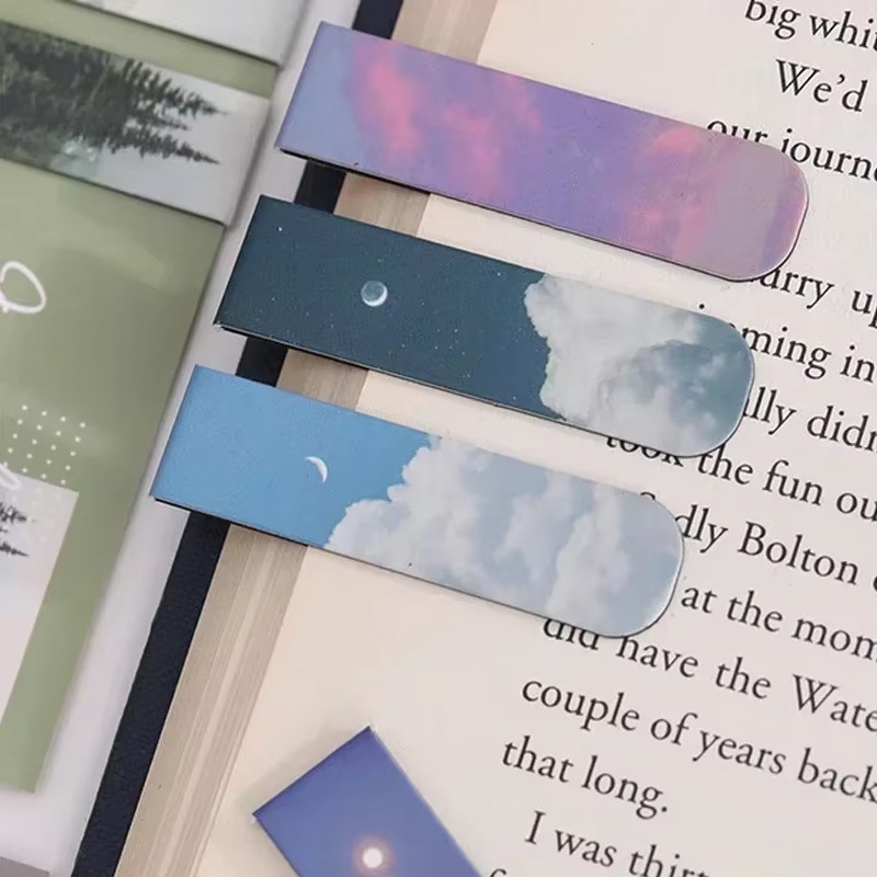 2pcs Fantasy Landscape Themed  - Bookmark Magnetic Clip บทวิจารณ์และราคา
